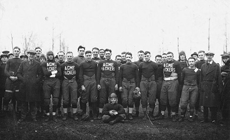 The Packers' 1921 team photo